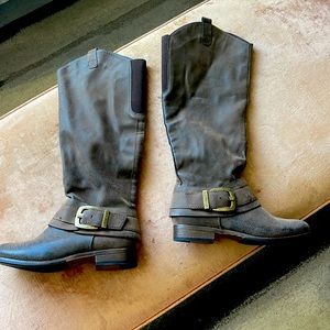 Brown fake leather comfortable boots